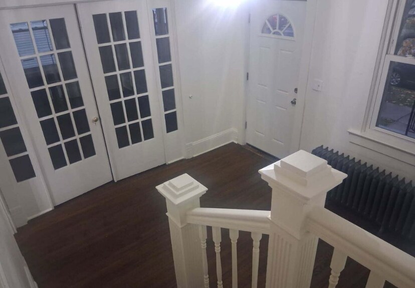 Building Photo - 251 N Main St