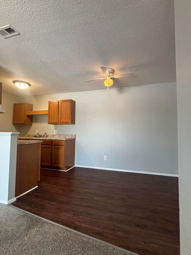 Building Photo - 157 Canfield St