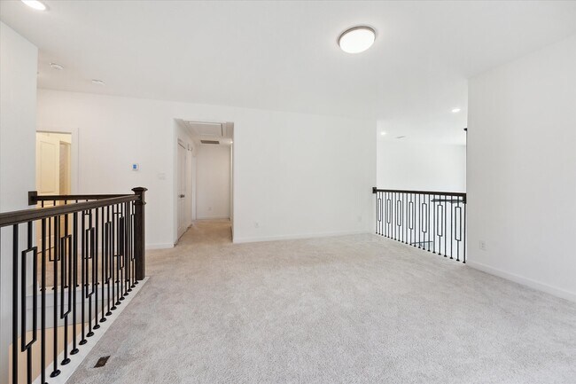 Building Photo - 29031 Hauter Wy