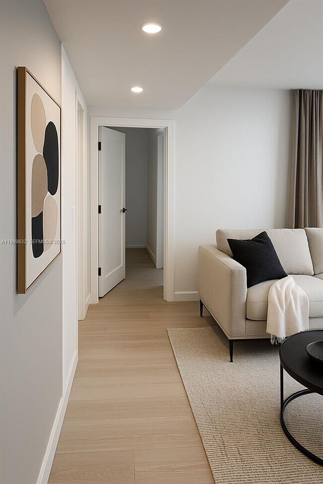 Building Photo - 13020 SW 92nd Ave