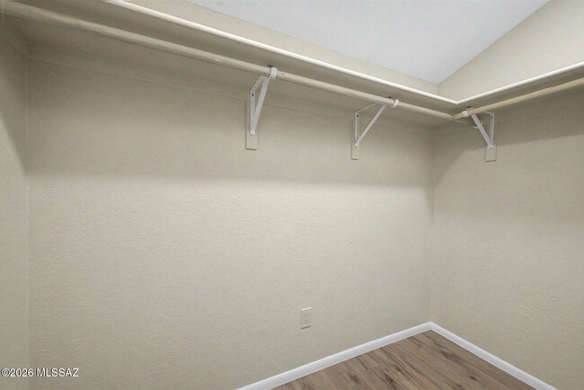 Building Photo - 5250 Woodspring Dr