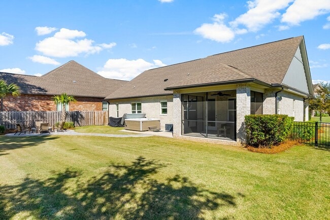 Building Photo - 526 Meadow Lake Dr