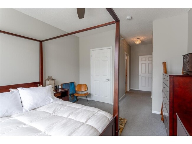 Building Photo - 545 N 1st St