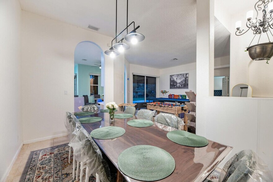 Building Photo - 12855 87th St N