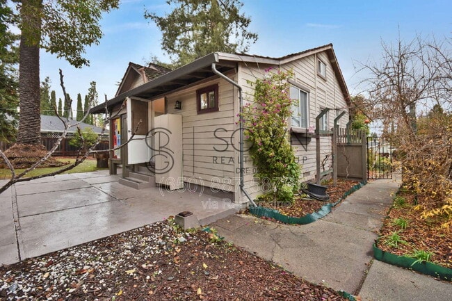 Building Photo - 386 Cerrito Ave