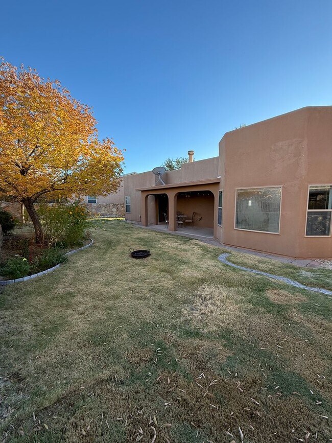 Building Photo - 4238 Trillium Dr