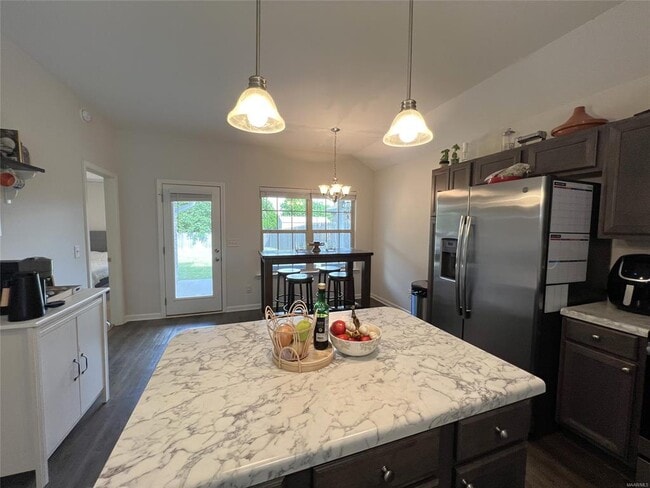 Building Photo - 467 Buena Vista Wy