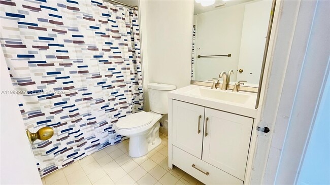 Building Photo - 8871 Wiles Rd