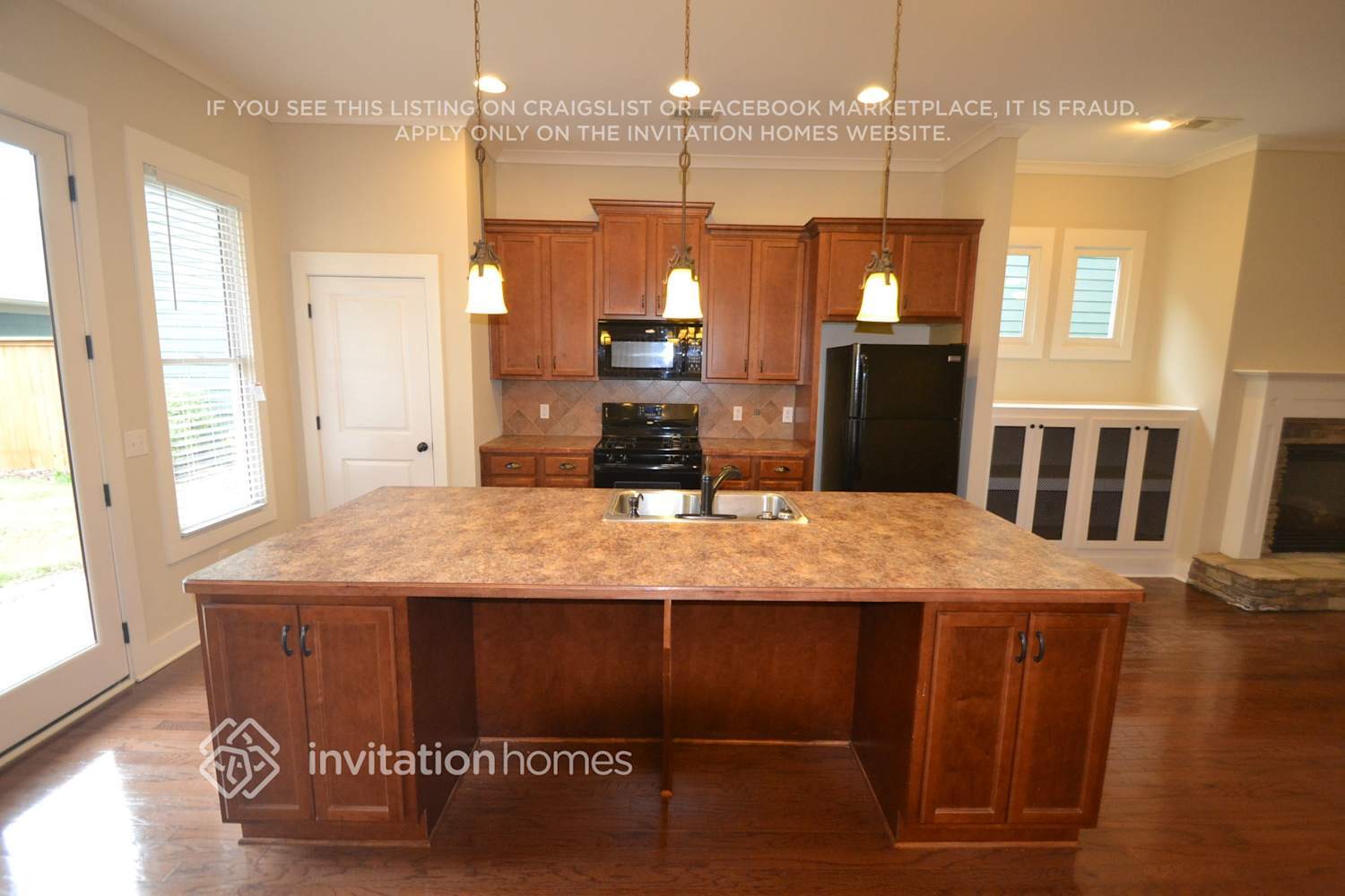 Building Photo - 3124 Cunningham Ln