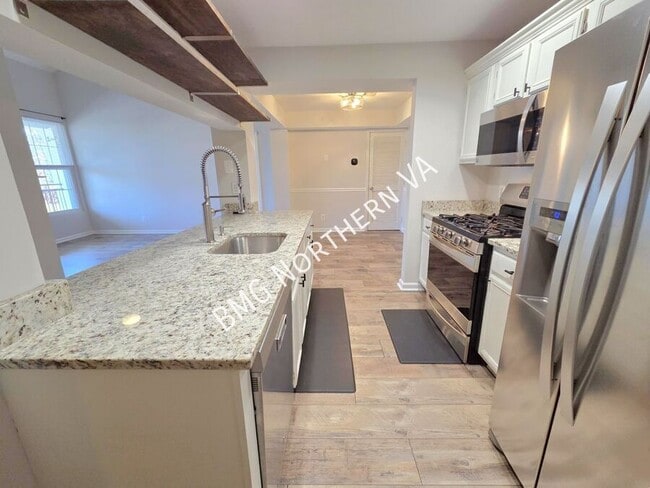 Building Photo - 46630 Drysdale Terrace