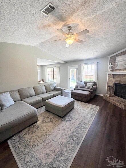 Building Photo - 10936 Oak Valley Dr