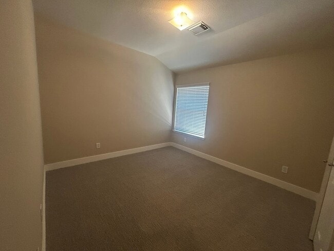 Building Photo - 20922 Barbons Heath Ct