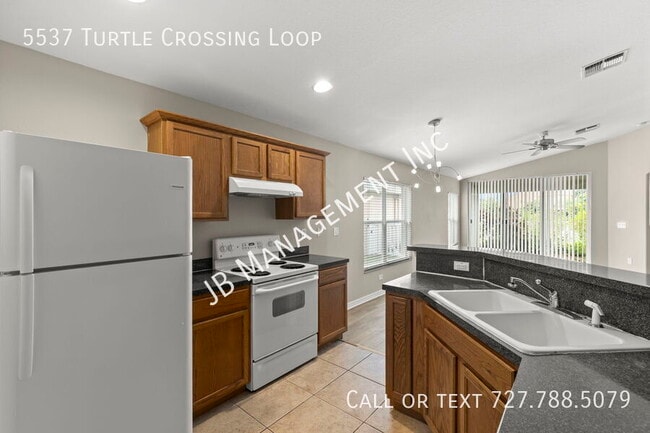 Building Photo - 5537 Turtle Crossing Loop