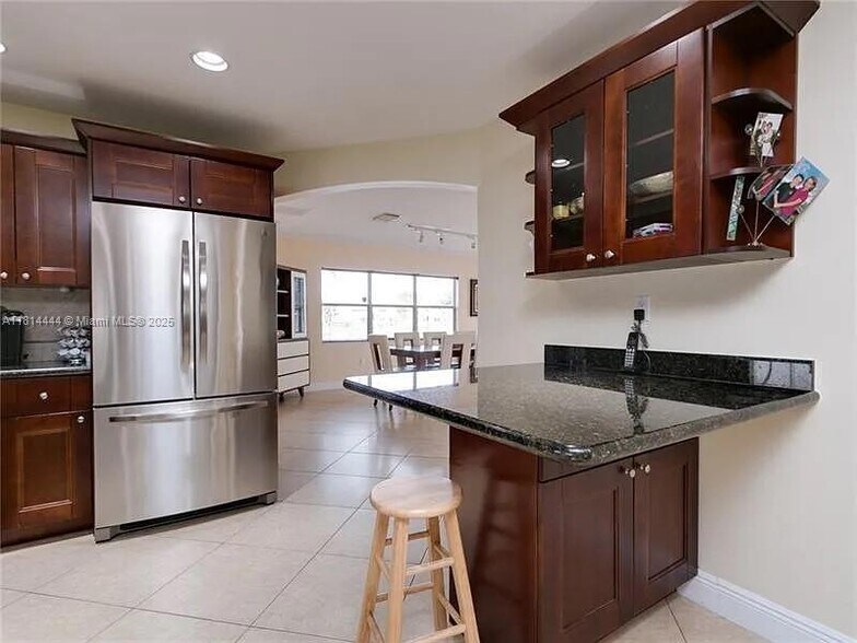 Building Photo - 1590 Seagrape Way