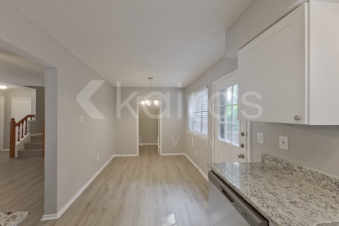 Building Photo - 2146 Woodnote Ln