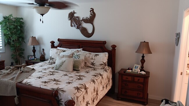 Building Photo - 320 Horse Creek Dr