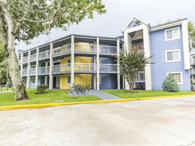 Building Photo - 1216 SW 14th Ave