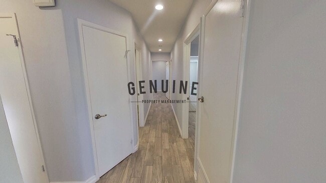 Building Photo - Coming Soon: Remodeled 4Bd 2Ba Home in Fou...