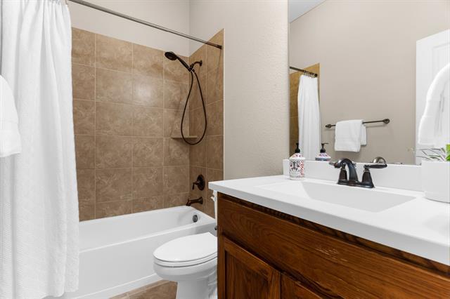 Building Photo - 400 Braddock Dr