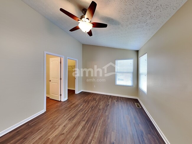 Building Photo - 128 Andiron Drive