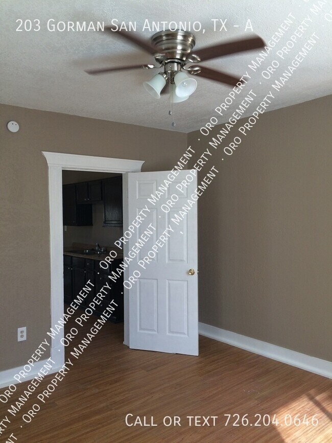 Building Photo - 203 Gorman