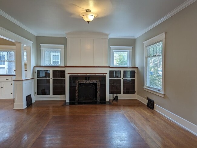 Building Photo - JL1-TFS