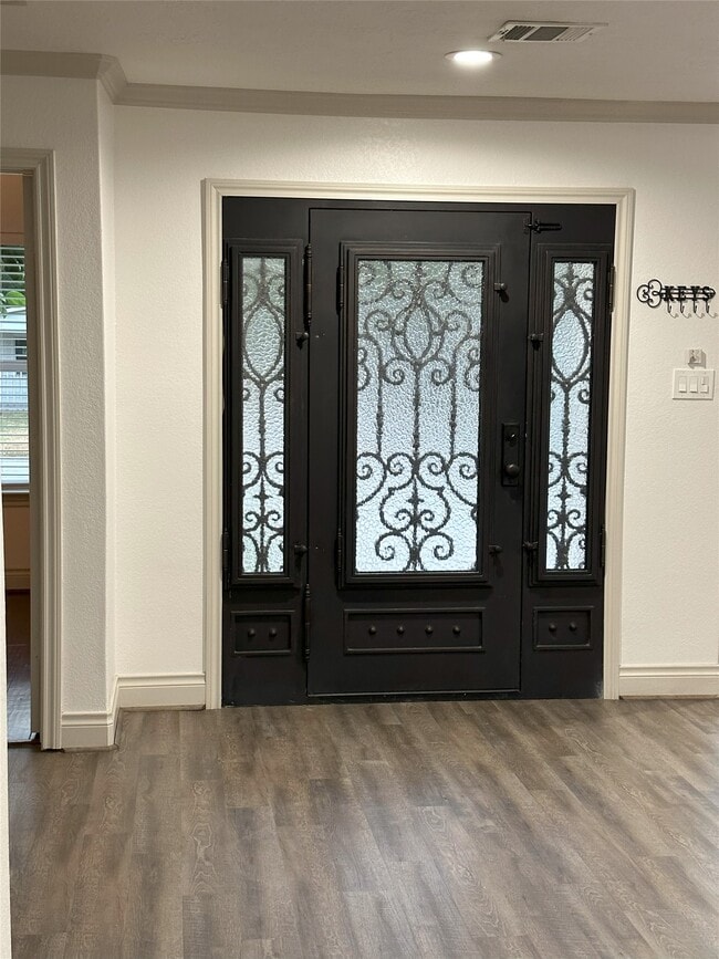 Building Photo - 6646 Limestone St