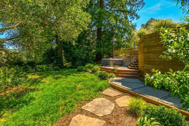 Building Photo - Beautifully Remodeled 4BR + Office Mill Valley Home — Furnished, Private 3/4-Acre Setting, Walk t...