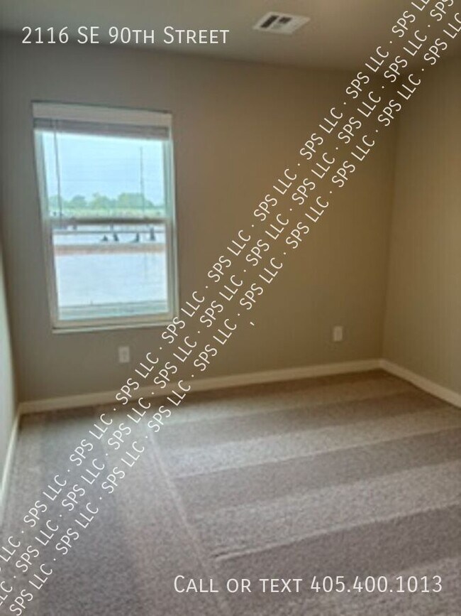 Building Photo - 2116 SE 90th St