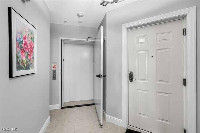 Building Photo - 2743 First St