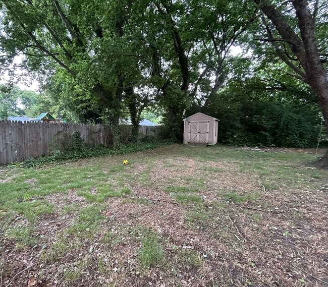 Building Photo - Welcome to this charming ranch-style home in the heart of Churchland "ASK ABOUT OUR ZERO DEPOSIT"