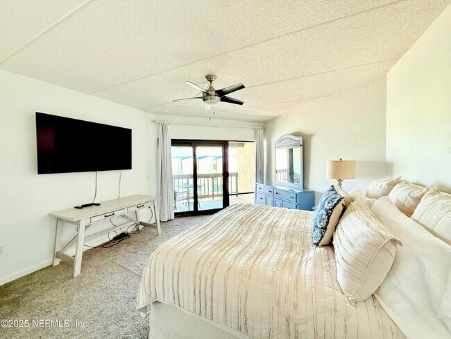 Building Photo - 5650 A1A S