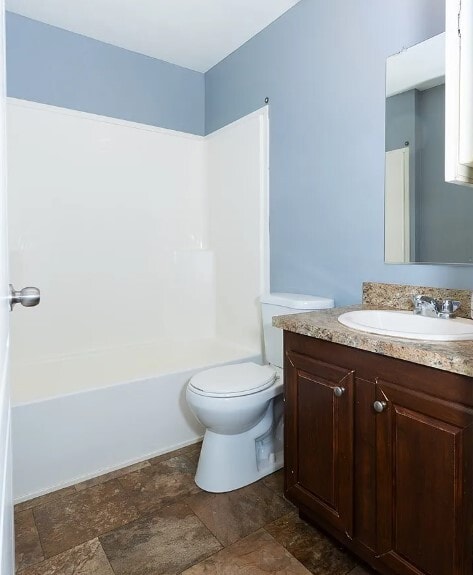 Building Photo - 6 Northglen Dr