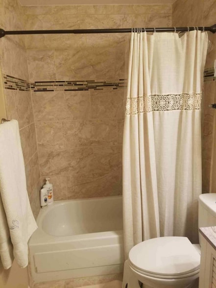 Building Photo - 14102 E Colorado Dr