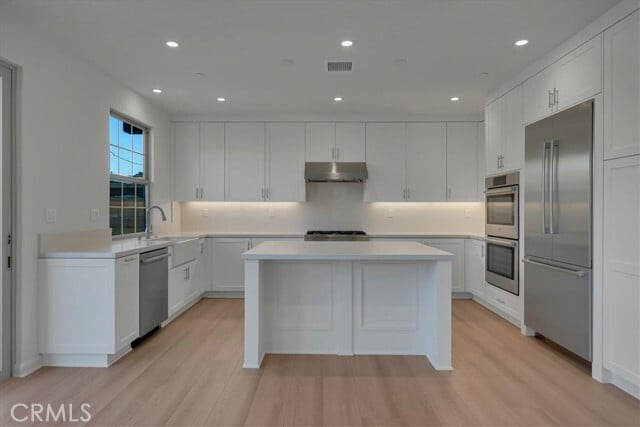 Building Photo - 228 Birdseye
