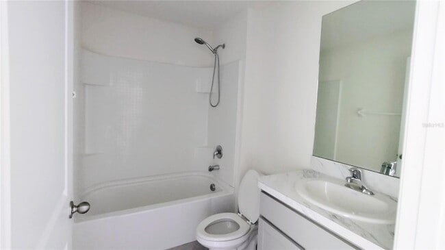 Building Photo - 16702 Carlton Pond St