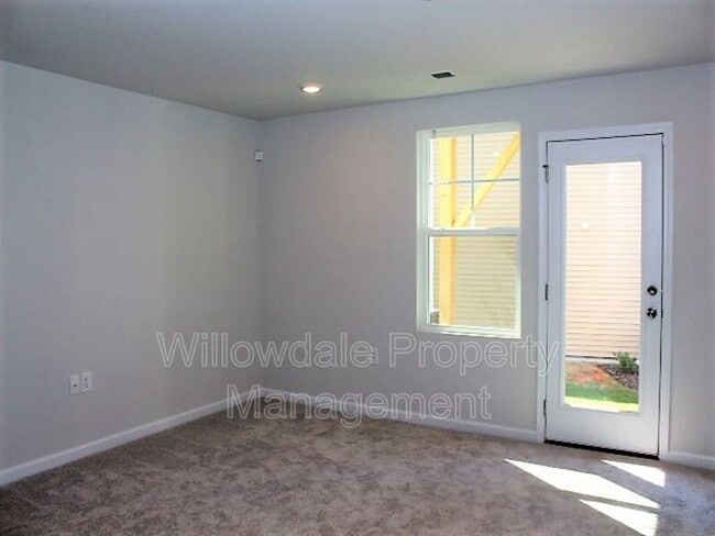 Building Photo - 1079 Shoreside Dr