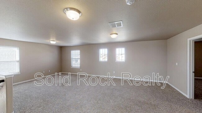 Building Photo - 7618 Cat Tail Creek Dr