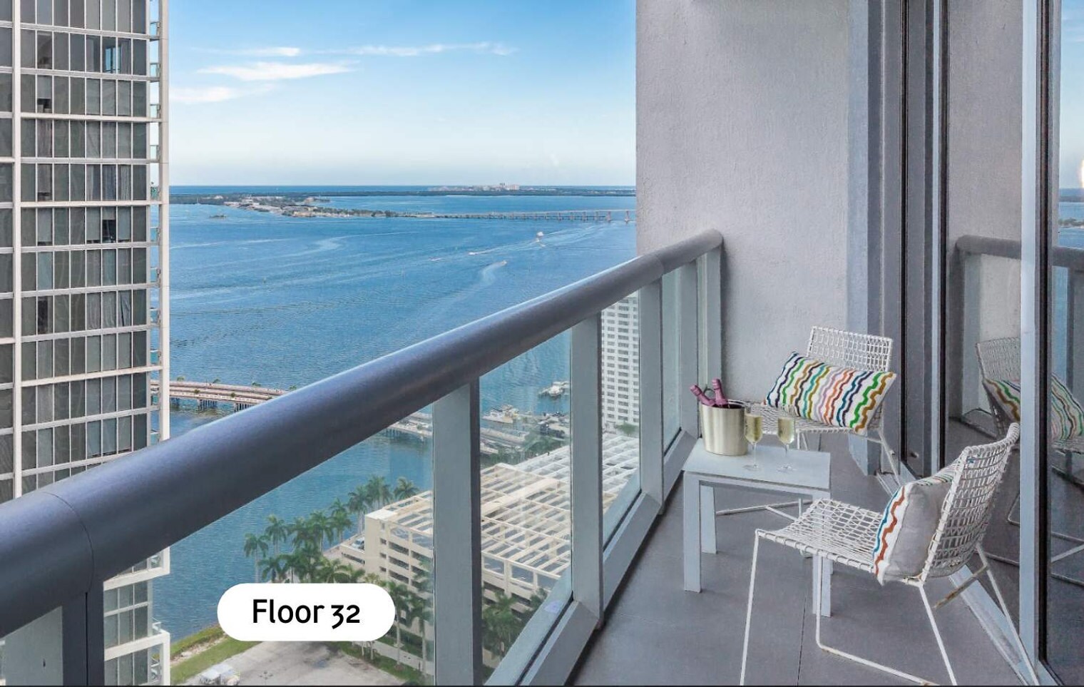 Building Photo - 485 Brickell Ave