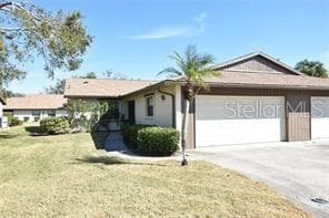Primary Photo - 376 Oak Hill Dr