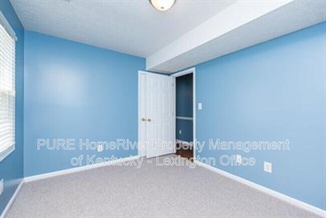 Building Photo - 296 Forest Hill Dr