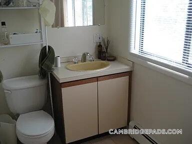 Building Photo - 61 6th St