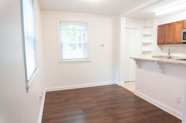Building Photo - Charming 2BR Home in Lily Ponds NE DC – Ac...