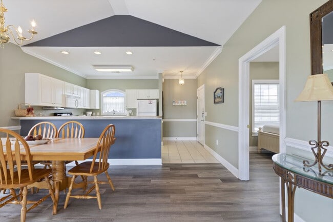 Building Photo - 4878 Dahlia Ct