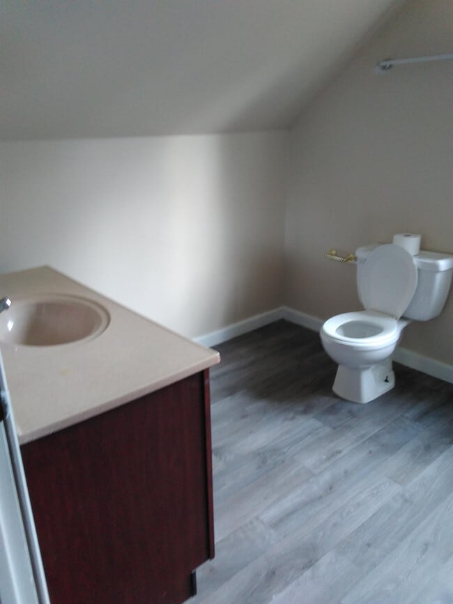 Building Photo - 701 S James St