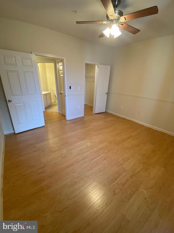 Building Photo - 20445 Chesapeake Square