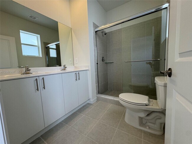 Building Photo - 26422 SW 148th Ct