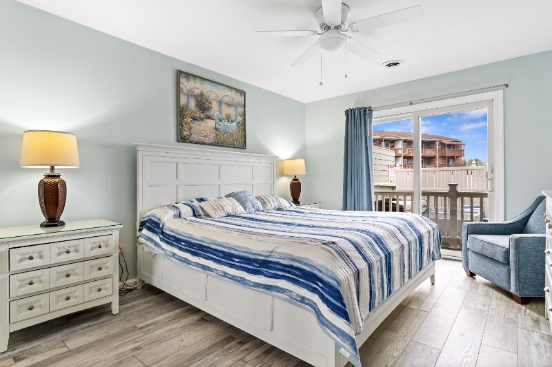 Building Photo - 14409 Lighthouse Ave