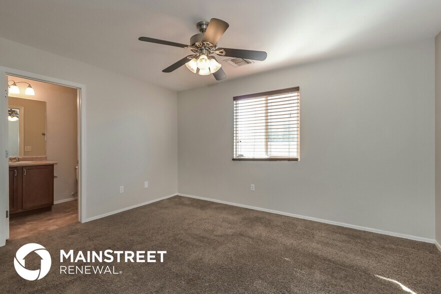 Building Photo - 5152 E Desert Straw Ln