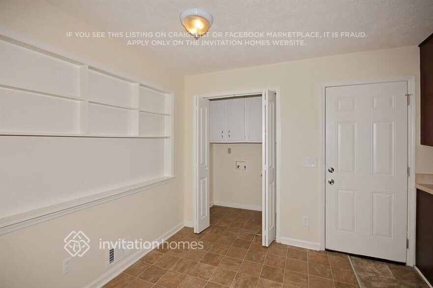 Building Photo - 3572 Vicki Ln